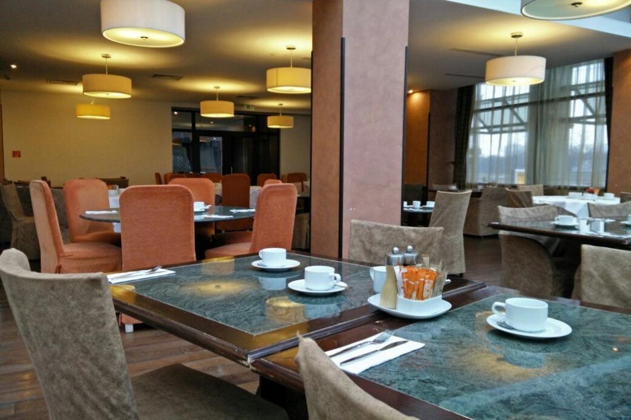 Park Inn By Radisson Danube Bratislava Exterior foto